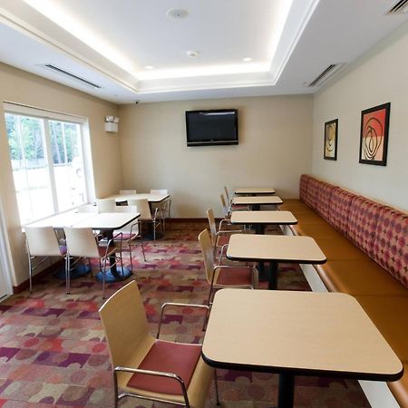 Towneplace Suites Jacksonville Butler Boulevard Bagian luar foto