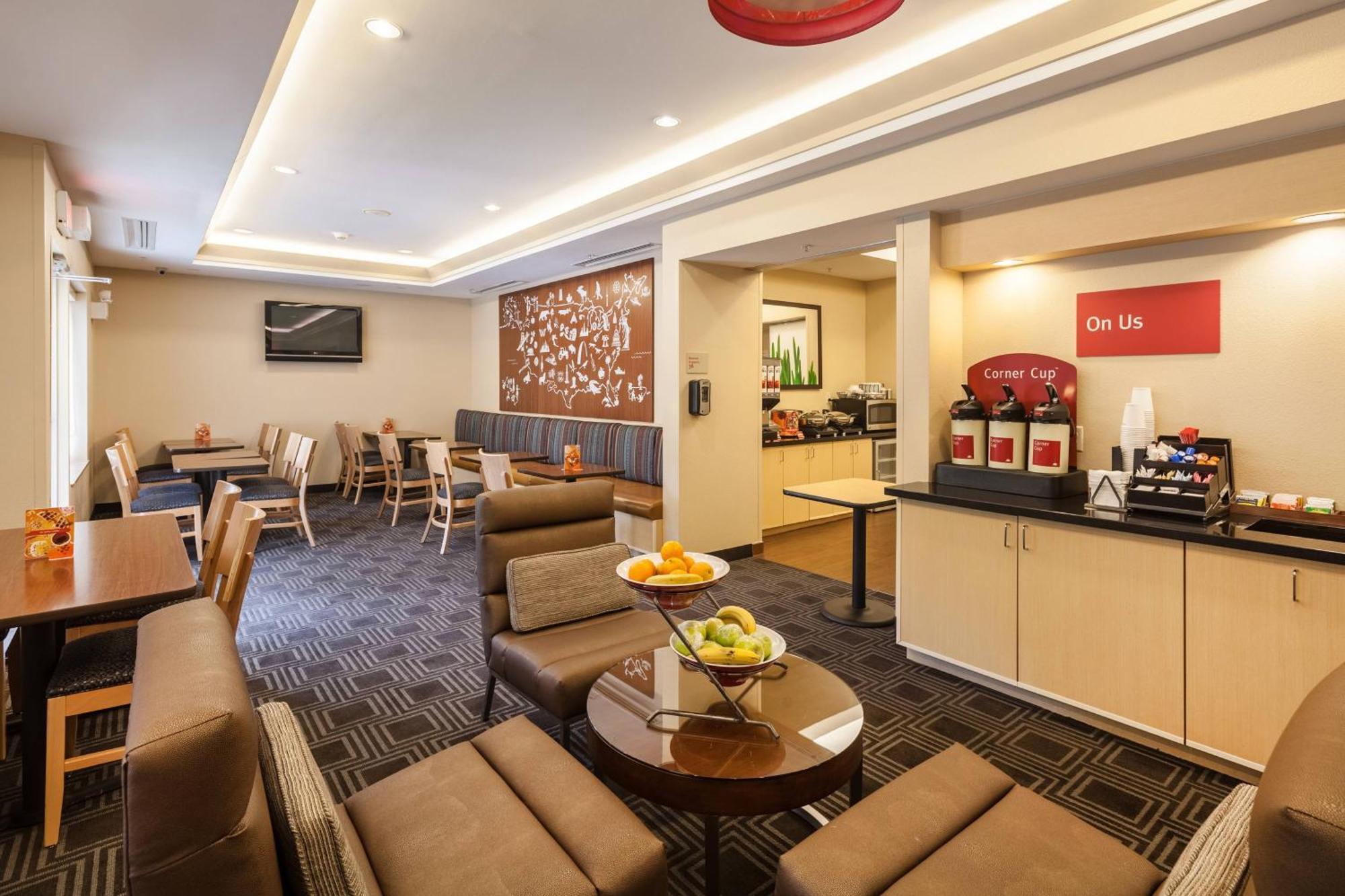 Towneplace Suites Jacksonville Butler Boulevard Bagian luar foto