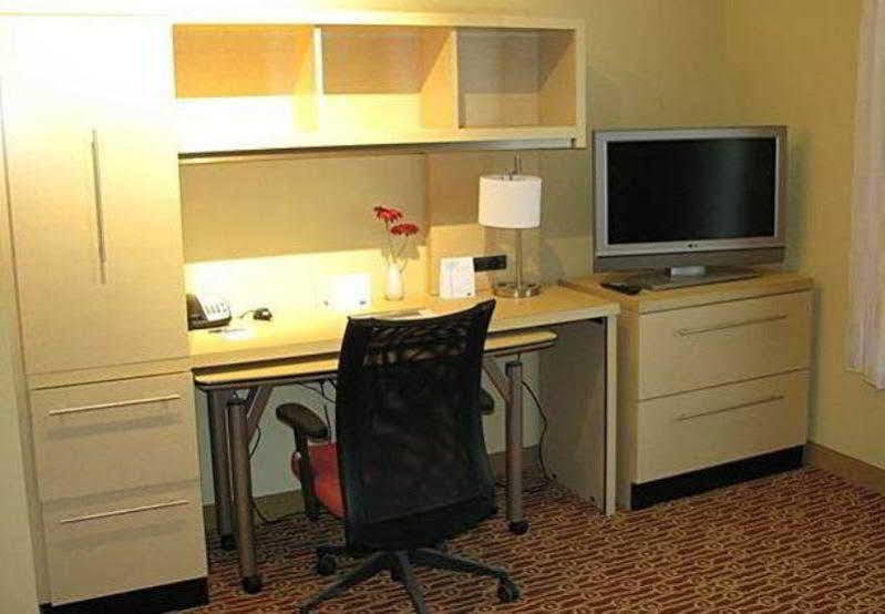 Towneplace Suites Jacksonville Butler Boulevard Bagian luar foto